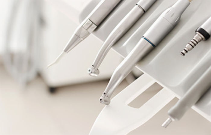 Aplikácie kopolyméru poly(metylvinyléter/kyselina maleínová).